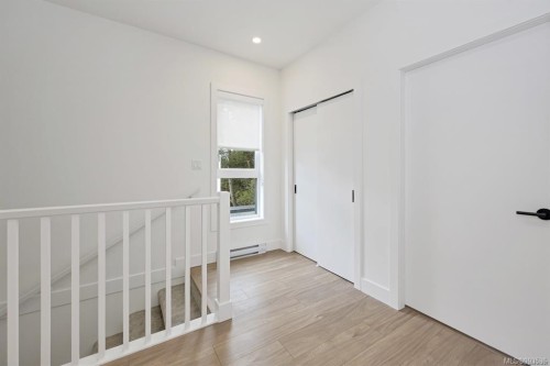 10-2330 Sooke Rd, Colwood, BC - Indoor Photo Showing Other Room