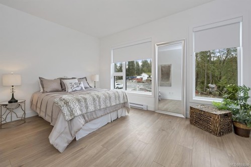 10-2330 Sooke Rd, Colwood, BC - Indoor Photo Showing Bedroom