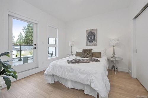 10-2330 Sooke Rd, Colwood, BC - Indoor Photo Showing Bedroom