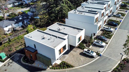 10-2330 Sooke Rd, Colwood, BC - Outdoor