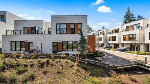 10-2330 Sooke Rd, Colwood, BC - Outdoor