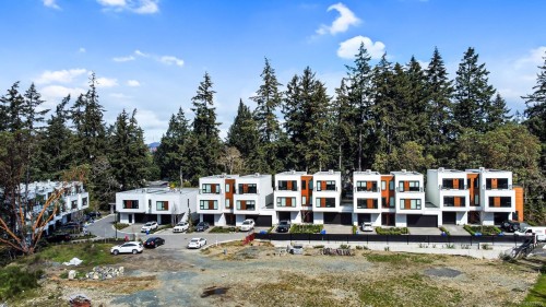 10-2330 Sooke Rd, Colwood, BC - Outdoor