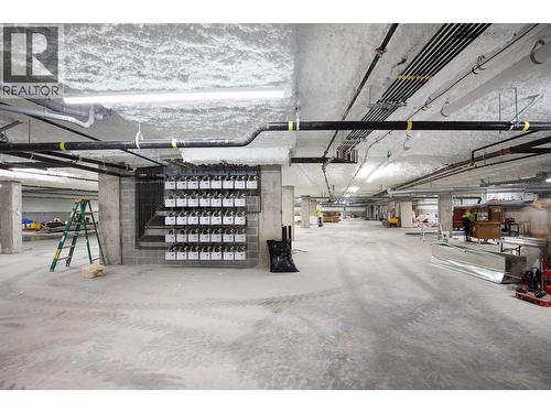 207 Royal Avenue Unit# 505, Kamloops, BC - Indoor Photo Showing Garage