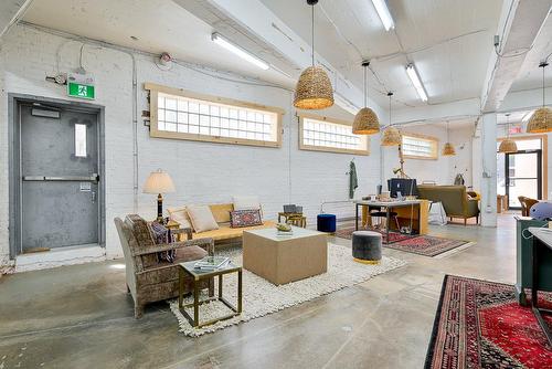 Office - 205  - 215 Av. St-Denis, Saint-Lambert, QC - Indoor