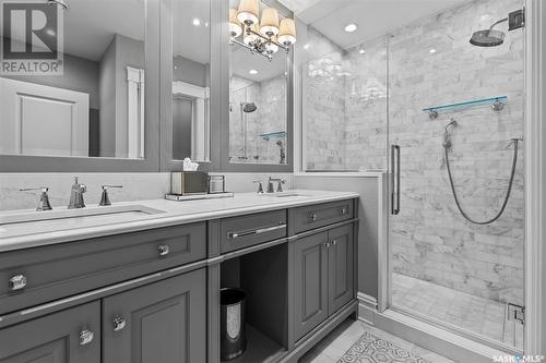 334 Saskatchewan Crescent W, Saskatoon, SK - Indoor Photo Showing Bathroom