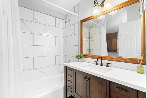 Salle de bains - 812 Rue Victoria, Bryson, QC - Indoor Photo Showing Bathroom