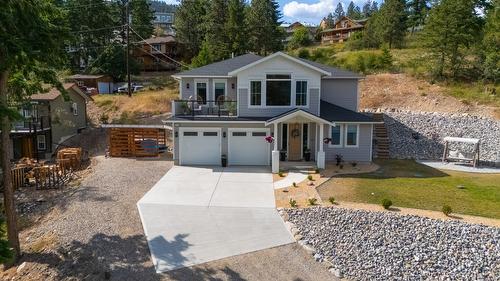10290 Columbia Way, Vernon, BC - Outdoor With Facade