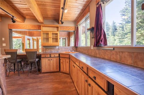 1907 Green Mountain Road, Penticton, BC - Indoor