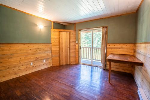 1907 Green Mountain Road, Penticton, BC - Indoor Photo Showing Other Room