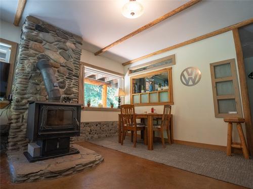1907 Green Mountain Road, Penticton, BC - Indoor With Fireplace