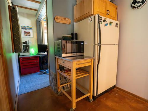 1907 Green Mountain Road, Penticton, BC - Indoor