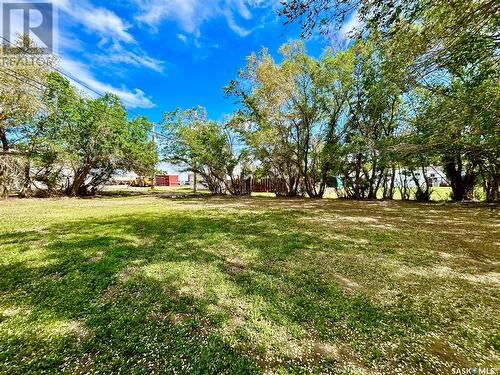209 4Th Avenue E, Coleville, SK - Outdoor