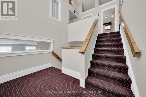 550 Beach Boulevard, Hamilton, ON - Indoor Photo Showing Other Room