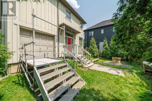 550 Beach Boulevard, Hamilton, ON - Outdoor