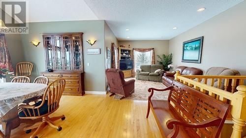7001 253 Road, Fort St. John, BC - Indoor