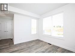 Similar Too - Second Bedroom - 