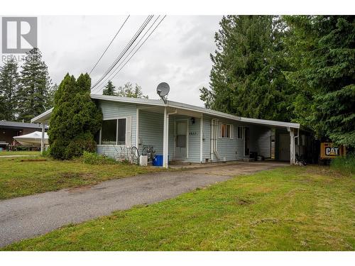 1822 A&B Maley Road, Revelstoke, BC - Outdoor
