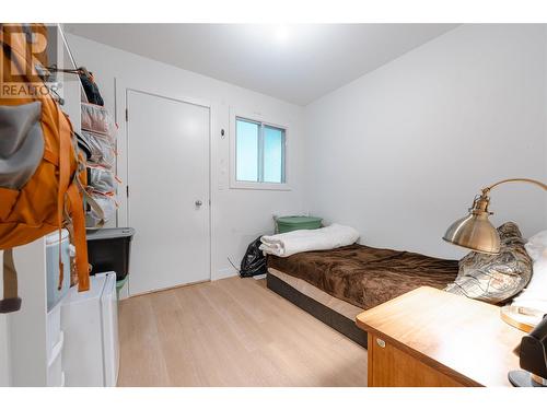 1822 A&B Maley Road, Revelstoke, BC - Indoor Photo Showing Bedroom