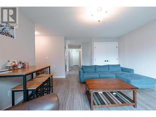 1822 A&B Maley Road, Revelstoke, BC - Indoor