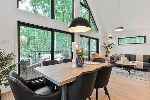 Photo aérienne - 3037 Rue De Huntingdon, Dunham, QC - Indoor Photo Showing Other Room