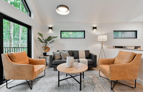 Photo aérienne - 3037 Rue De Huntingdon, Dunham, QC - Indoor Photo Showing Living Room