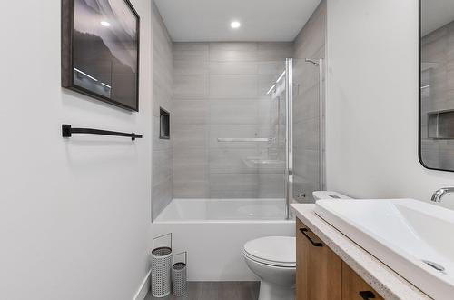 Photo aérienne - 3037 Rue De Huntingdon, Dunham, QC - Indoor Photo Showing Bathroom