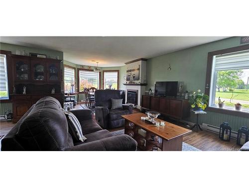 1737 Route 355, Sainte Rose, NB 