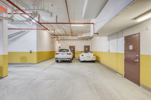 Garage - 706-1180 Ch. D'Aylmer, Gatineau (Aylmer), QC - Indoor Photo Showing Garage