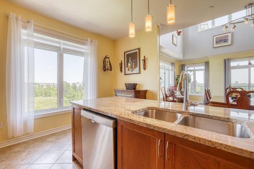 Vue d'ensemble - 706-1180 Ch. D'Aylmer, Gatineau (Aylmer), QC - Indoor Photo Showing Kitchen With Double Sink