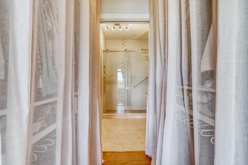 Penderie (Walk-in) - 706-1180 Ch. D'Aylmer, Gatineau (Aylmer), QC - Indoor Photo Showing Bathroom