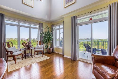 Salon - 706-1180 Ch. D'Aylmer, Gatineau (Aylmer), QC - Indoor Photo Showing Living Room