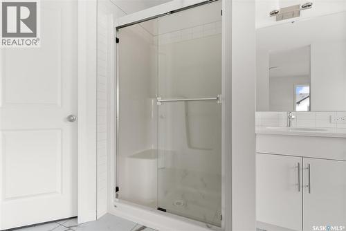 5520 Nicholson Avenue, Regina, SK - Indoor Photo Showing Bathroom