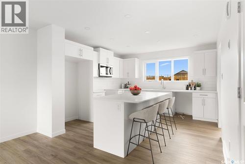 5520 Nicholson Avenue, Regina, SK - Indoor Photo Showing Kitchen