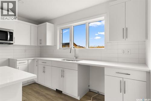 5520 Nicholson Avenue, Regina, SK - Indoor Photo Showing Kitchen