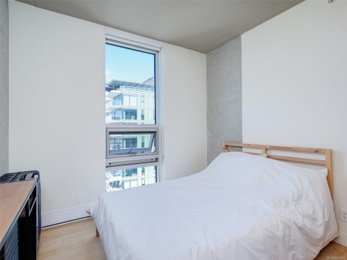 1404-989 Johnson St, Victoria, BC - Indoor Photo Showing Bedroom