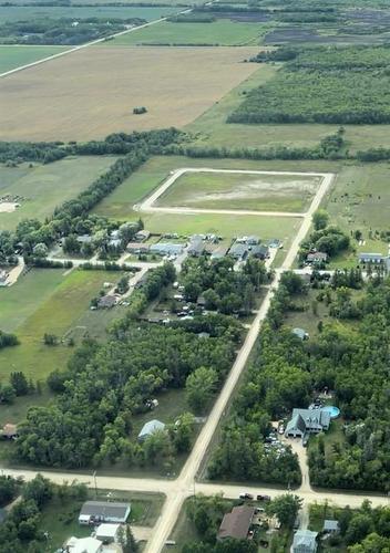 10 0 Strollway Avenue, Winnipeg Beach, MB 