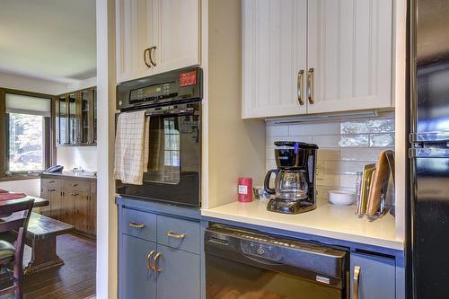 Cuisine - 289 Ch. Bréard, Mont-Tremblant, QC - Indoor Photo Showing Kitchen