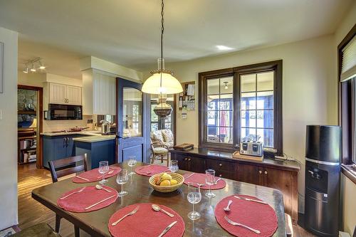 Coin-repas - 289 Ch. Bréard, Mont-Tremblant, QC - Indoor Photo Showing Dining Room