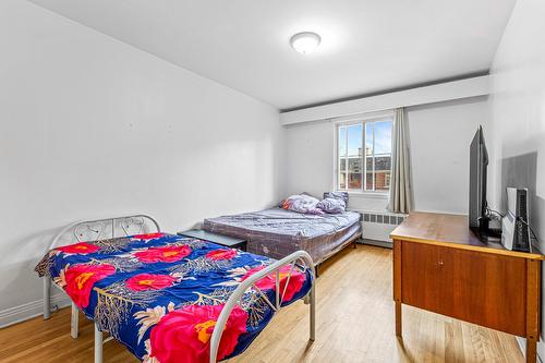 Bedroom - 8040 Av. Bloomfield, Montréal (Villeray/Saint-Michel/Parc-Extension), QC - Indoor Photo Showing Bedroom
