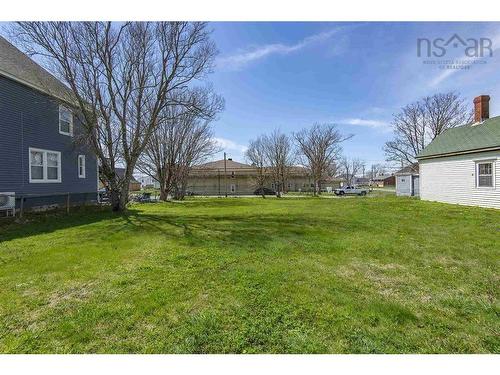 3 Forbes Street, Yarmouth, NS 