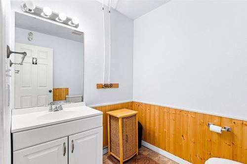 16-1993A Airport Road, Creston, BC 