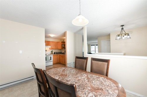 A-2258 Tull Ave, Courtenay, BC - Indoor Photo Showing Dining Room