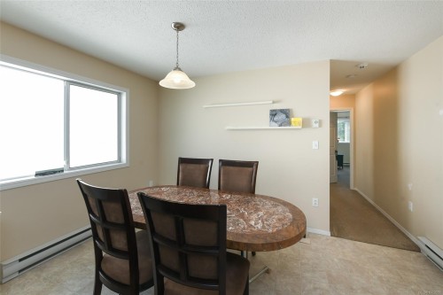 A-2258 Tull Ave, Courtenay, BC - Indoor Photo Showing Dining Room