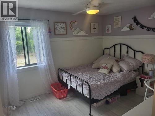 9504 Hummingbird Lane, Osoyoos, BC - Indoor Photo Showing Bedroom