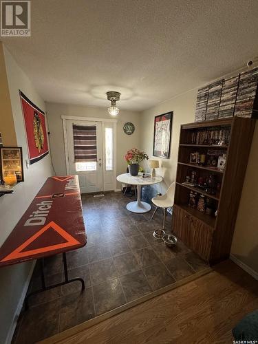 339 Mccarthy Boulevard, Regina, SK - Indoor