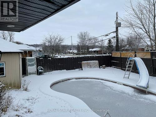 Main - 1024 Barton Street, Hamilton, ON - Outdoor