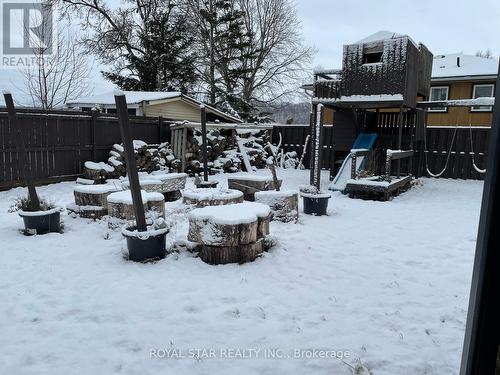 Main - 1024 Barton Street, Hamilton, ON - Outdoor