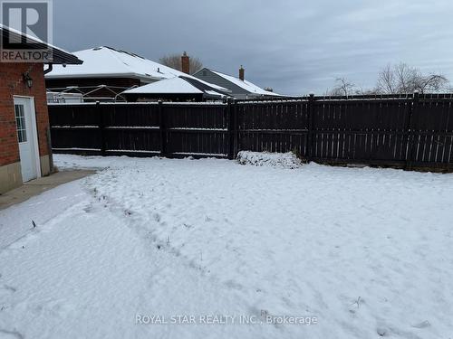 Main - 1024 Barton Street, Hamilton, ON - Outdoor