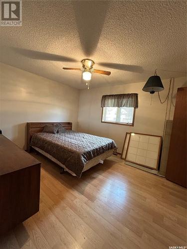 8 Mcculloch Street, Fillmore, SK - Indoor Photo Showing Bedroom