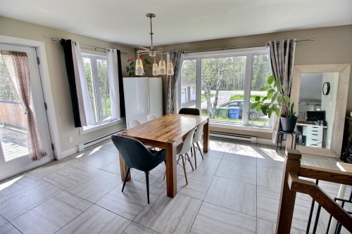 Salle à manger - 562 Route 111, Saint-Marc-De-Figuery, QC - Indoor Photo Showing Dining Room